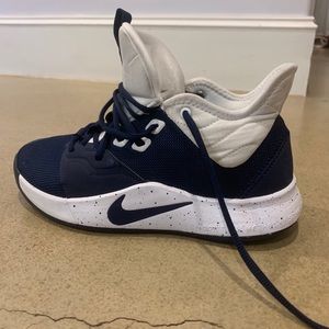 Nike Paul George Basketball shoes!